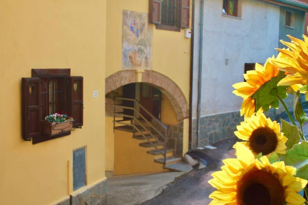 Apartamento Borghetto Storico - Fronte Castello Villar Dora Exterior foto